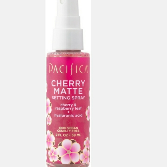 PACIFICA CHERRY MATTE SETTING SPRAY. - Picture 1 of 3